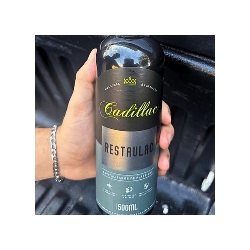 Revitalizador de Plásticos Externos Cadillac Black Bull 500ml